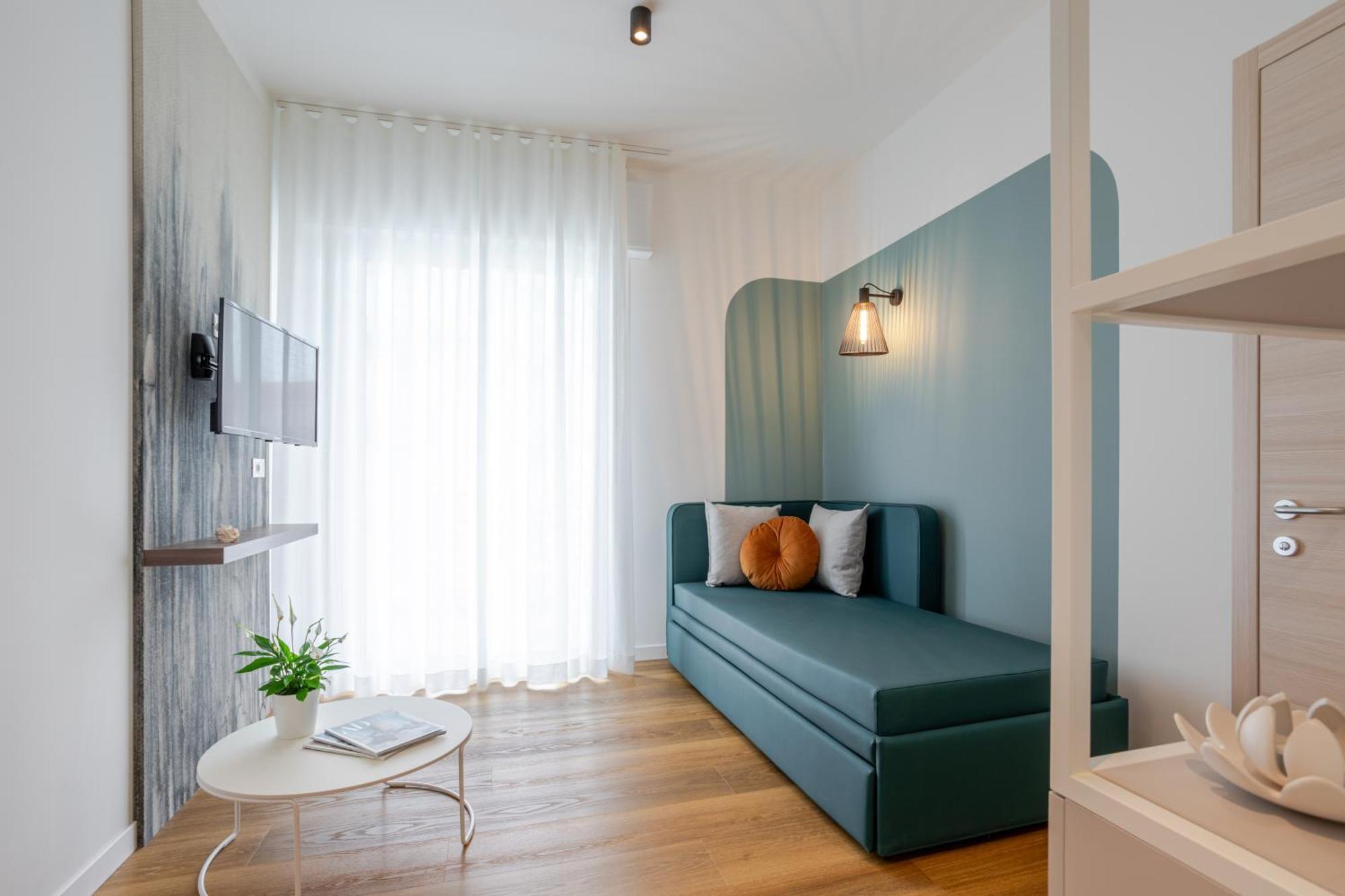 Mayer Hotel 3*