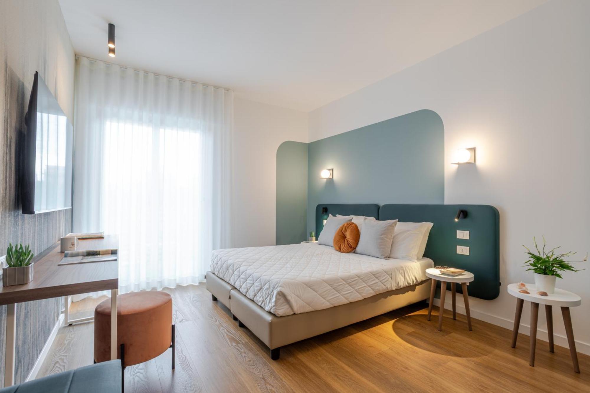 Mayer Hotel